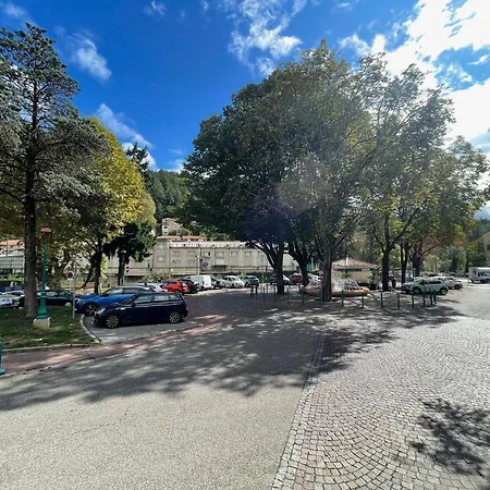 Calme, Proche Des Thermes Et Des Commerces Διαμέρισμα *